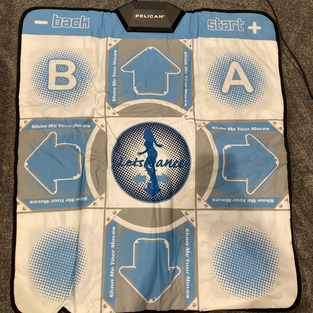 Pelican universal dance pad